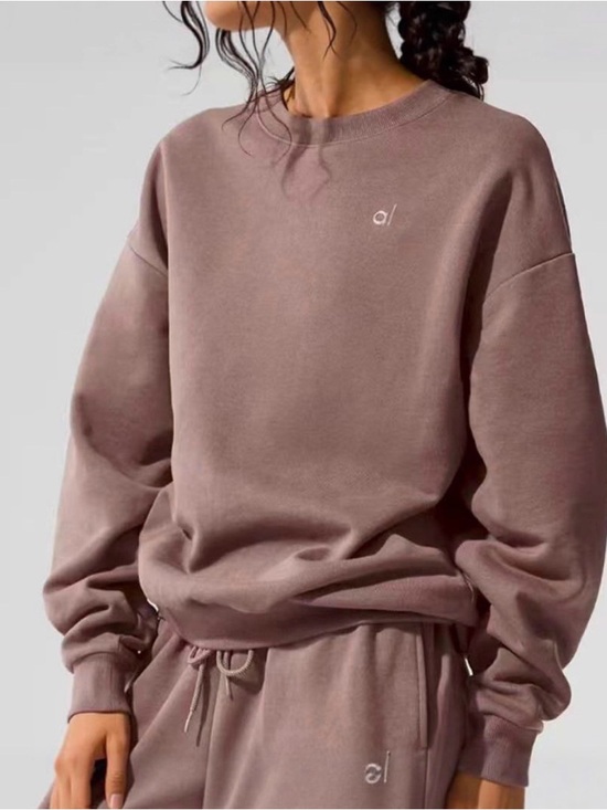 ALO Yoga Tops - Alo Yoga Women's Cropped Accolade Crewneck Sweatshirt in Espresso